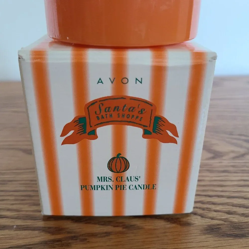 Vintage Avon Santa's Bath Shoppe Mrs. Claus' Pumpkin Pie Pillar Candle NIB